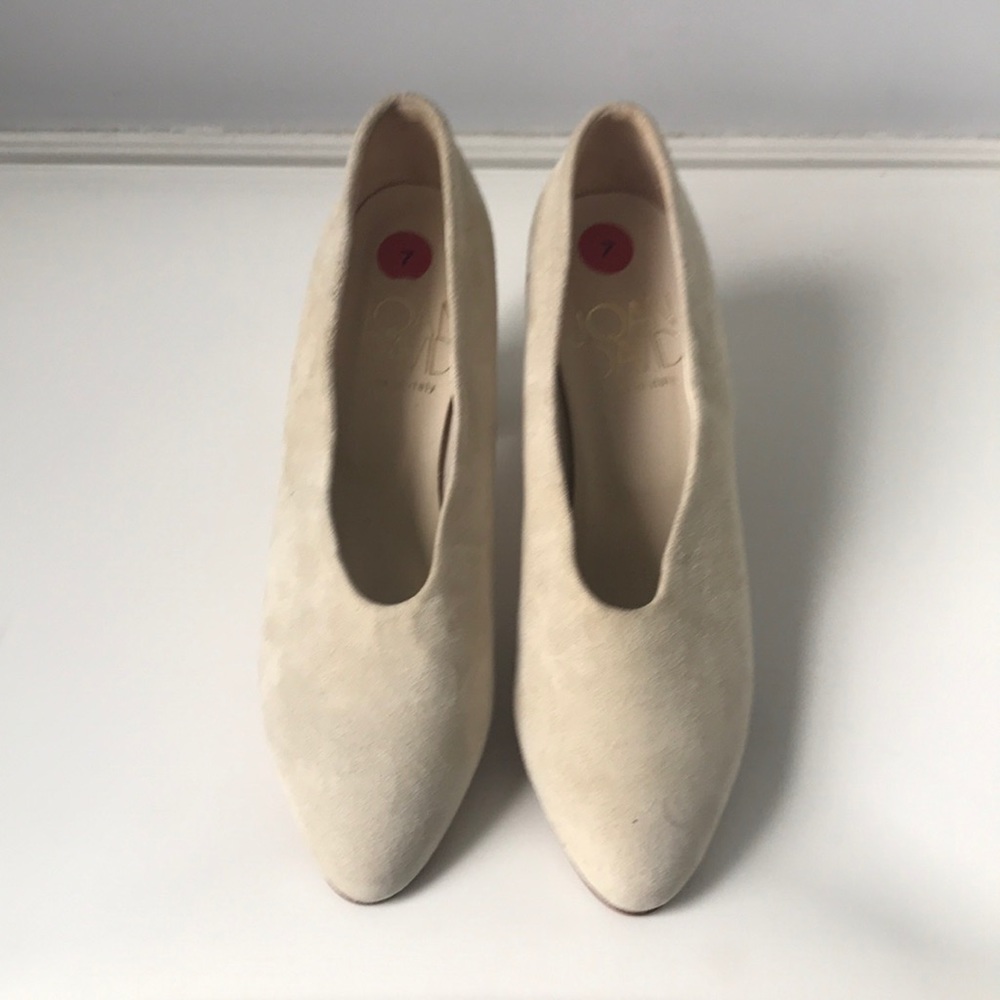 Joan & David Suede Pumps